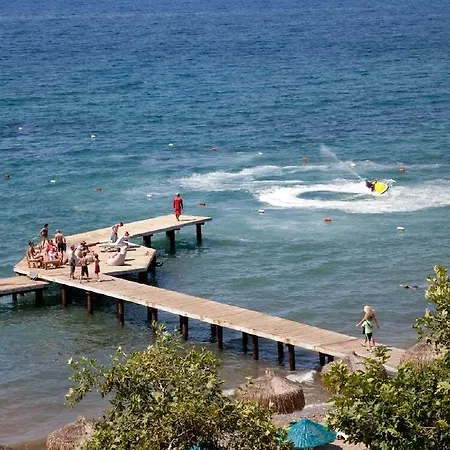 Faustina & 4* Guzelcamli