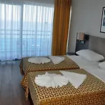 Faustina & Hotel Guzelcamli
