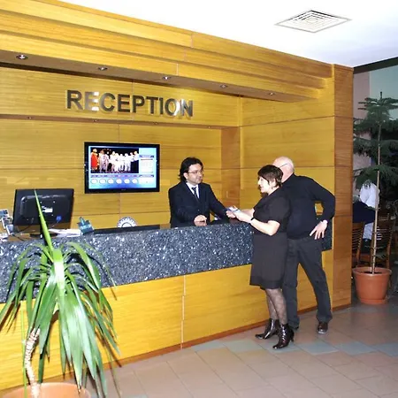 Hotel Faustina & 4*