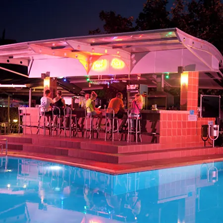 Faustina & Guzelcamlı