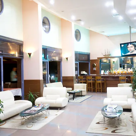 Hotel Faustina &