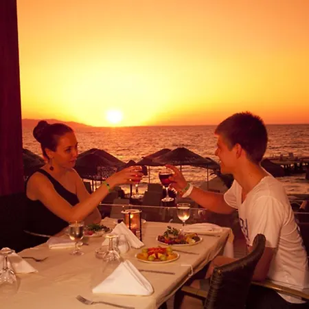 Faustina & Hotel Guzelcamlı