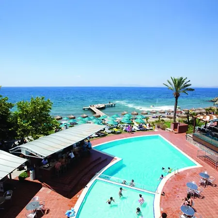 Hotel Faustina & Guzelcamlı