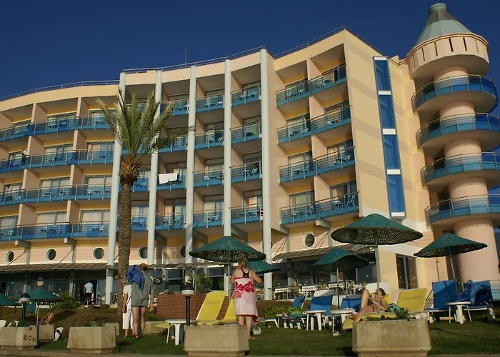 Faustina & Guzelcamlı