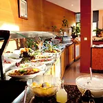 Hotel Faustina & 4*
