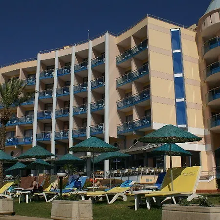فندق Faustina & 4*