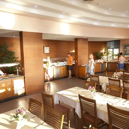 Faustina & 4* Guzelcamlı