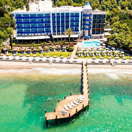 Faustina & Hotel Guzelcamli